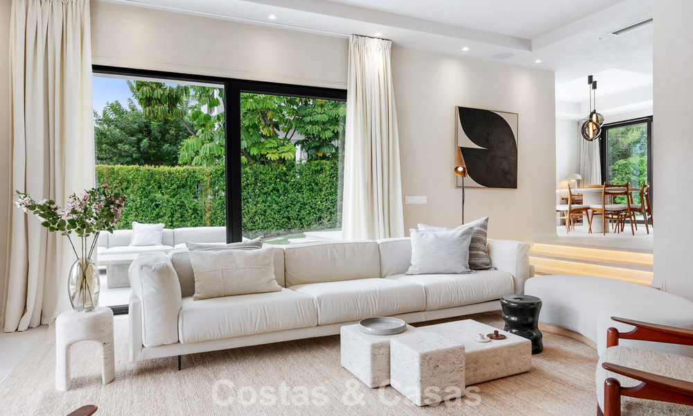Modern Spanish luxury villa for sale on the second line of a golf course in a privileged residential area, Benahavis - Marbella 785755