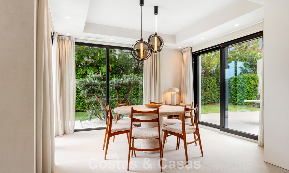 Modern Spanish luxury villa for sale on the second line of a golf course in a privileged residential area, Benahavis - Marbella 785756