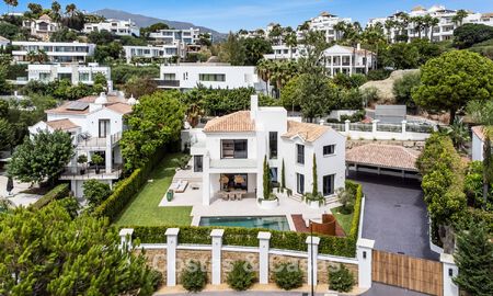Modern Spanish luxury villa for sale on the second line of a golf course in a privileged residential area, Benahavis - Marbella 785762