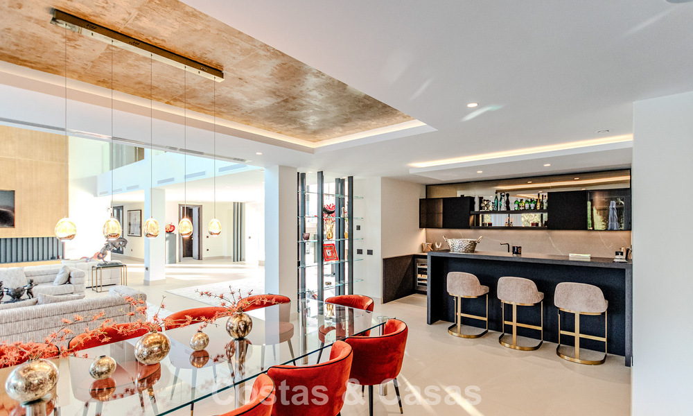 Majestic masterpiece for sale in a sleek, modern style in a secure residential area of Sotogrande, Costa del Sol 786185