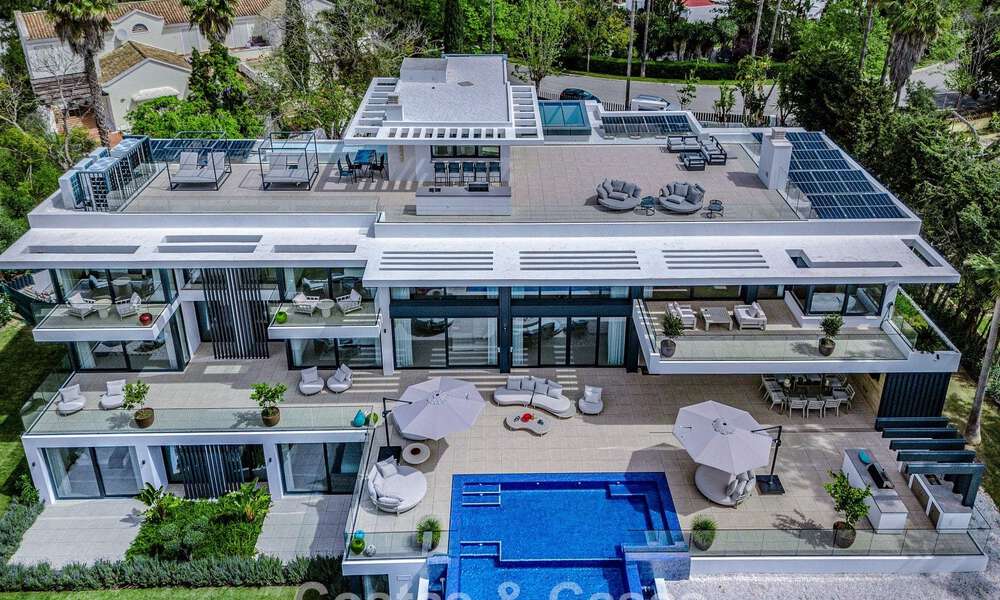 Majestic masterpiece for sale in a sleek, modern style in a secure residential area of Sotogrande, Costa del Sol 786189