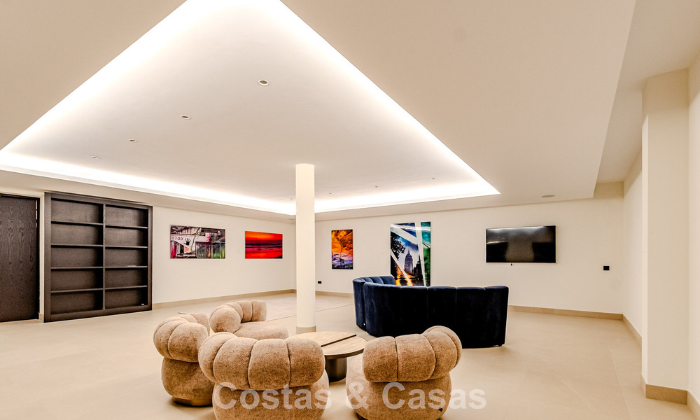 Majestic masterpiece for sale in a sleek, modern style in a secure residential area of Sotogrande, Costa del Sol 786214