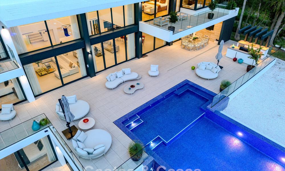 Majestic masterpiece for sale in a sleek, modern style in a secure residential area of Sotogrande, Costa del Sol 786220