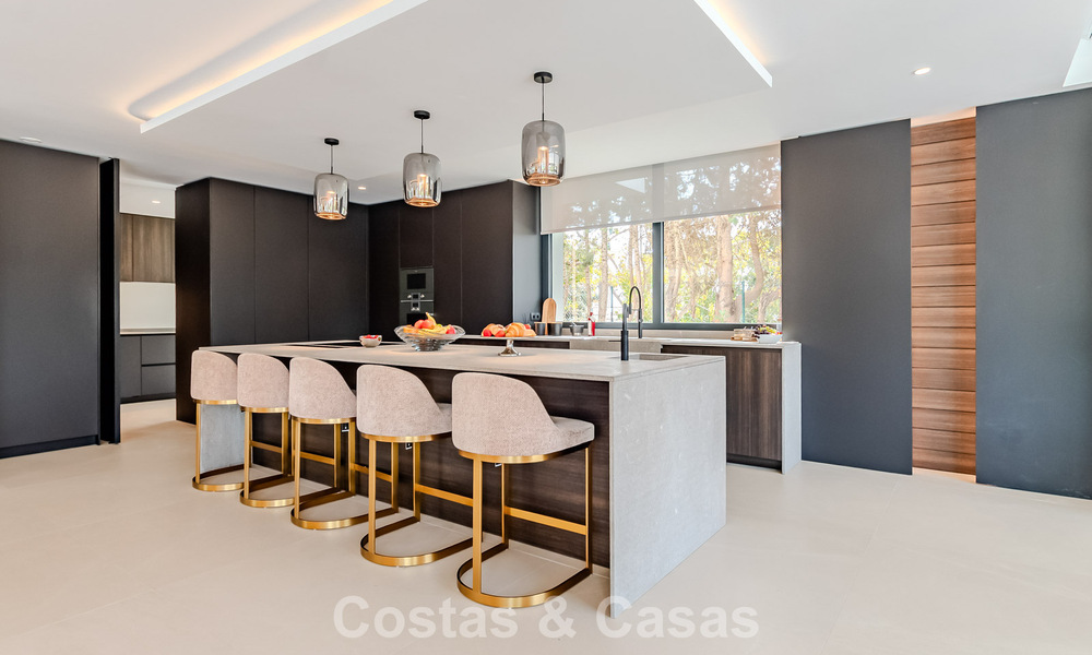 Majestic masterpiece for sale in a sleek, modern style in a secure residential area of Sotogrande, Costa del Sol 786221