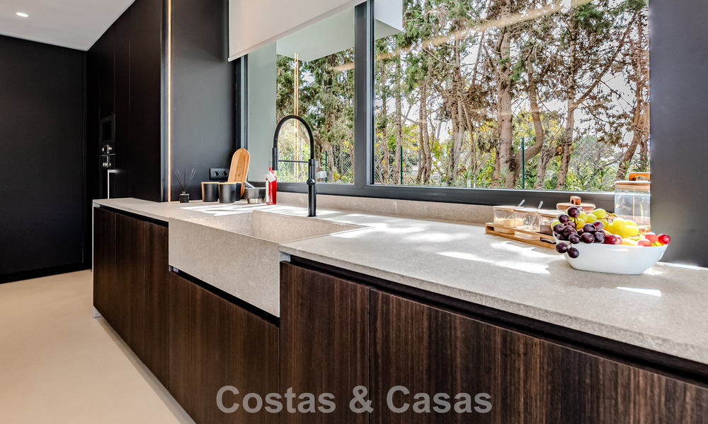 Majestic masterpiece for sale in a sleek, modern style in a secure residential area of Sotogrande, Costa del Sol 786222