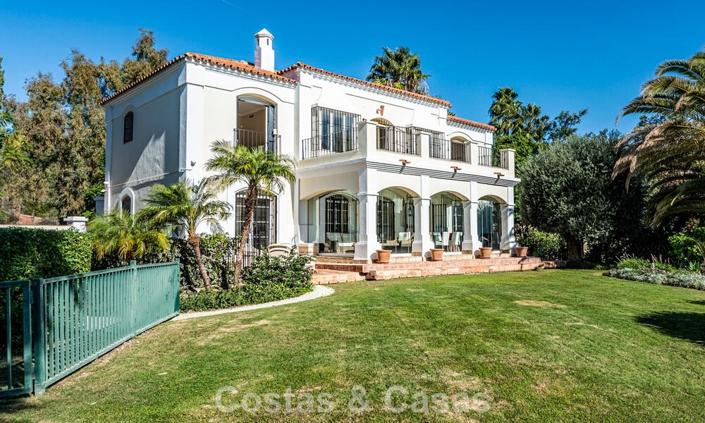 Outstanding luxury villa for sale in timeless Andalusian architecture, with sea views in Benahavis - Marbella 786050