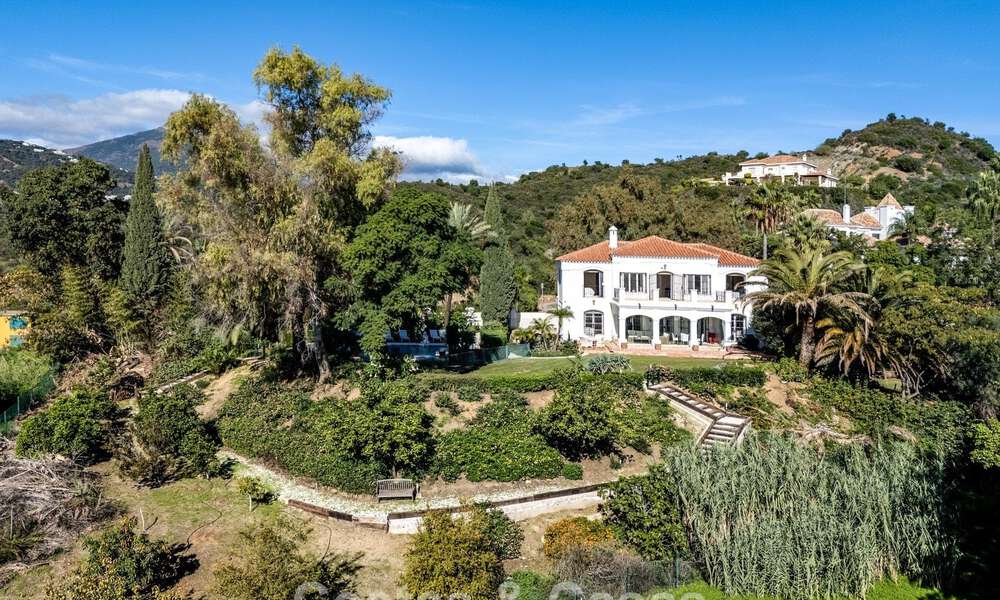 Outstanding luxury villa for sale in timeless Andalusian architecture, with sea views in Benahavis - Marbella 786056