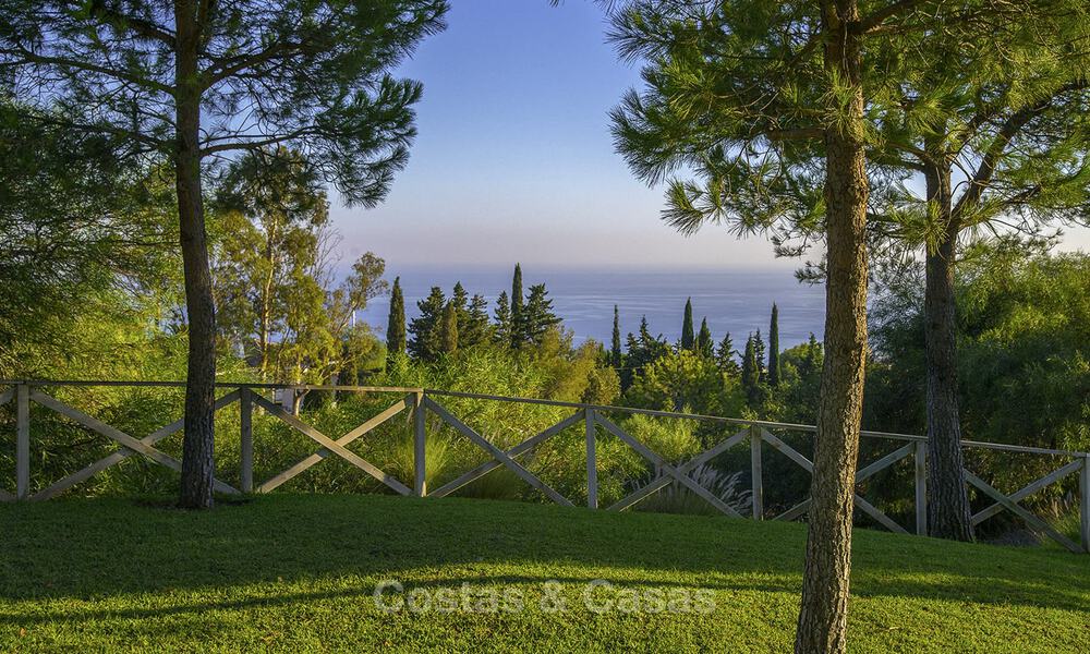New apartments for sale in a prime location with sea views, between Benalmadena and Fuengirola, Costa del Sol 801828