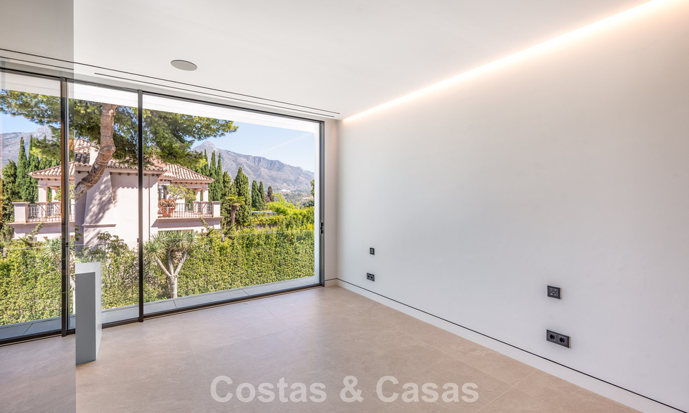Move-in ready, modern luxury home for sale on the edge of Nueva Andalucia and the Golden Mile, Marbella 786039