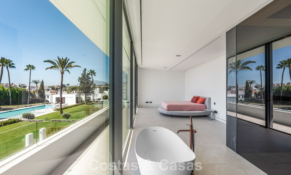 Move-in ready, modern luxury home for sale on the edge of Nueva Andalucia and the Golden Mile, Marbella 786043