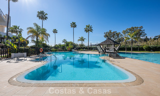 Move-in ready, luxury beachfront apartment for sale on the New Golden Mile between Marbella and Estepona 785945 