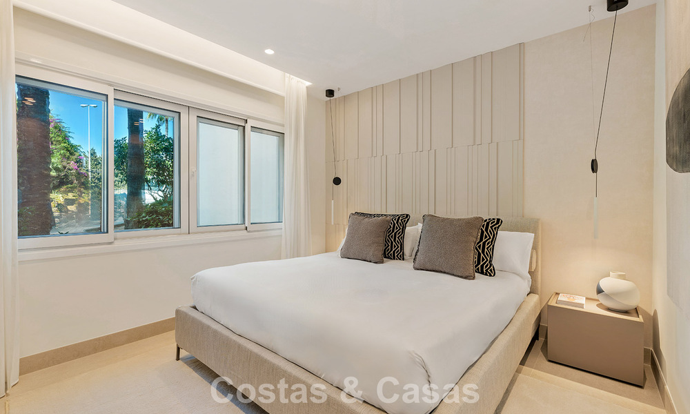 Move-in ready, luxury beachfront apartment for sale on the New Golden Mile between Marbella and Estepona 785948