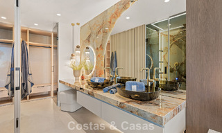 Move-in ready, luxury beachfront apartment for sale on the New Golden Mile between Marbella and Estepona 785950 