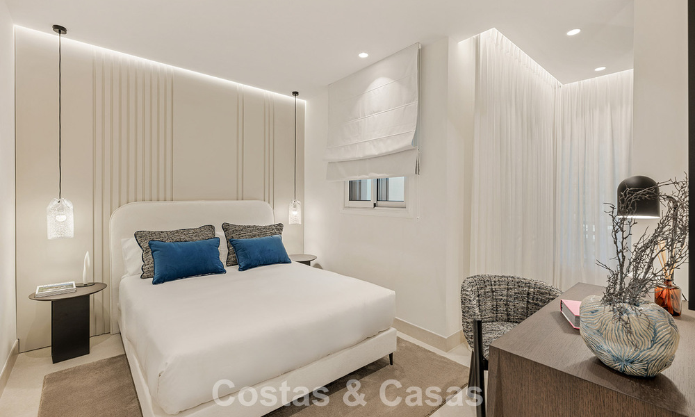 Move-in ready, luxury beachfront apartment for sale on the New Golden Mile between Marbella and Estepona 785965