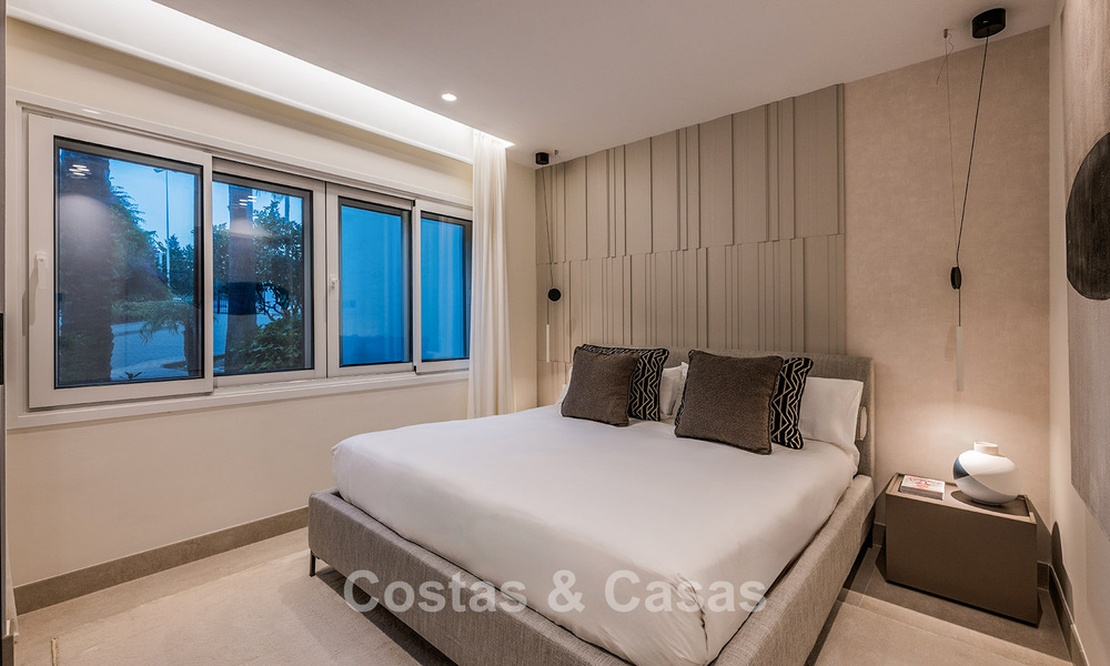 Move-in ready, luxury beachfront apartment for sale on the New Golden Mile between Marbella and Estepona 785969