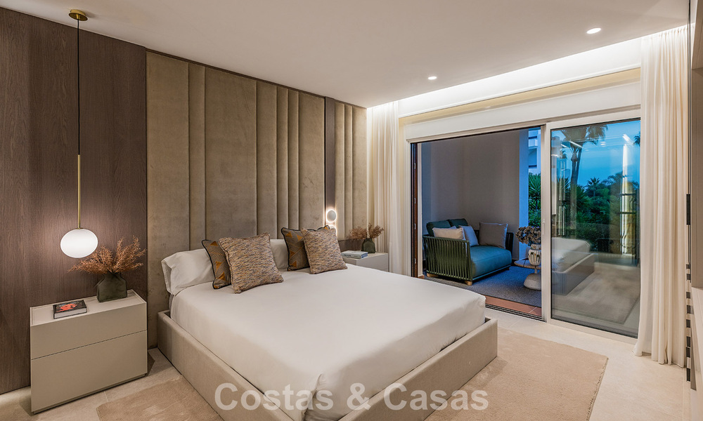 Move-in ready, luxury beachfront apartment for sale on the New Golden Mile between Marbella and Estepona 785976