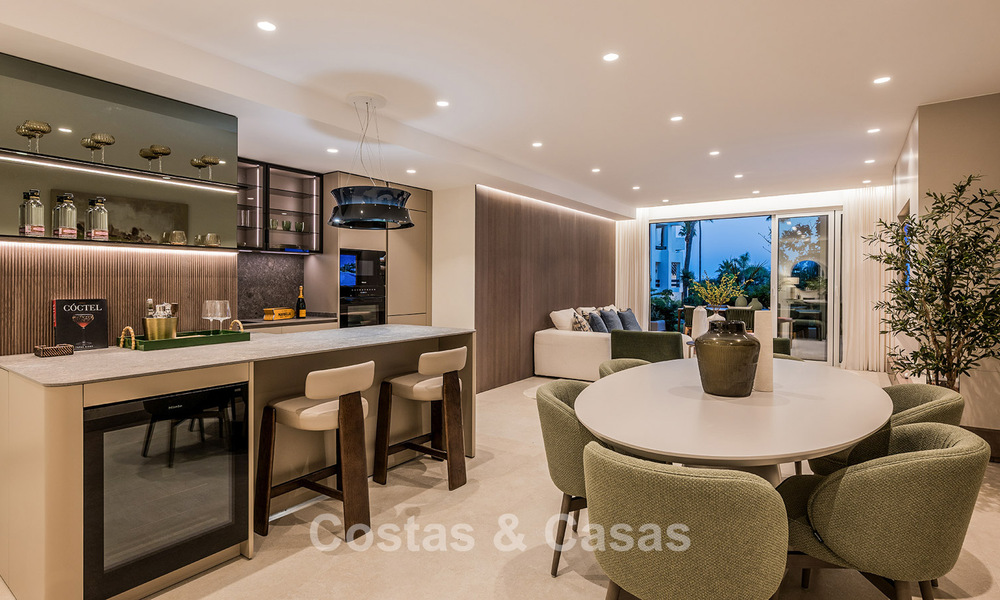 Move-in ready, luxury beachfront apartment for sale on the New Golden Mile between Marbella and Estepona 785983