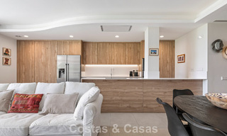 Ground floor corner apartment with a huge private garden for sale in a golf resort in the hills of Marbella - Benahavis 785884 