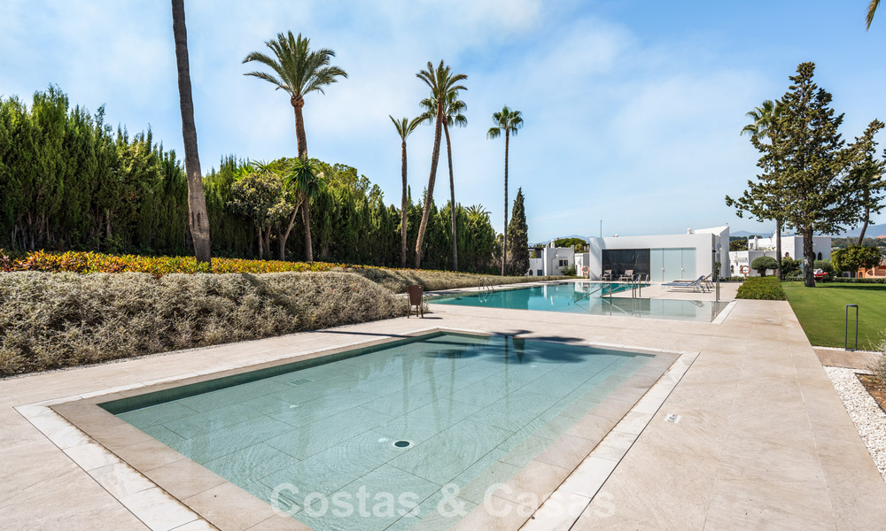 Move-in ready home with a modern design, located on the edge of Nueva Andalucía and Marbella's Golden Mile 785985