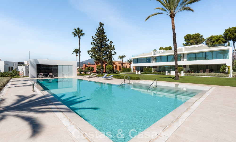 Move-in ready home with a modern design, located on the edge of Nueva Andalucía and Marbella's Golden Mile 785987