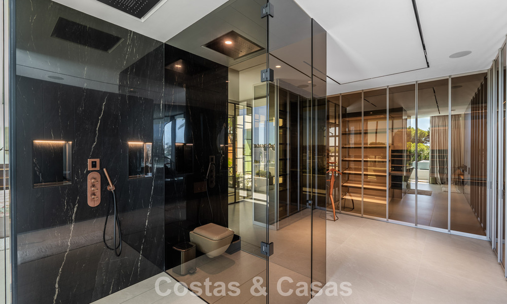 Move-in ready home with a modern design, located on the edge of Nueva Andalucía and Marbella's Golden Mile 785999