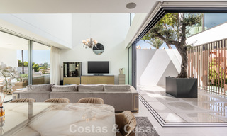 Move-in ready home with a modern design, located on the edge of Nueva Andalucía and Marbella's Golden Mile 786007 