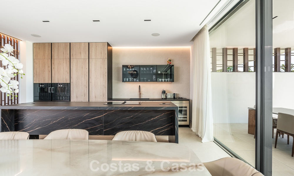 Move-in ready home with a modern design, located on the edge of Nueva Andalucía and Marbella's Golden Mile 786009