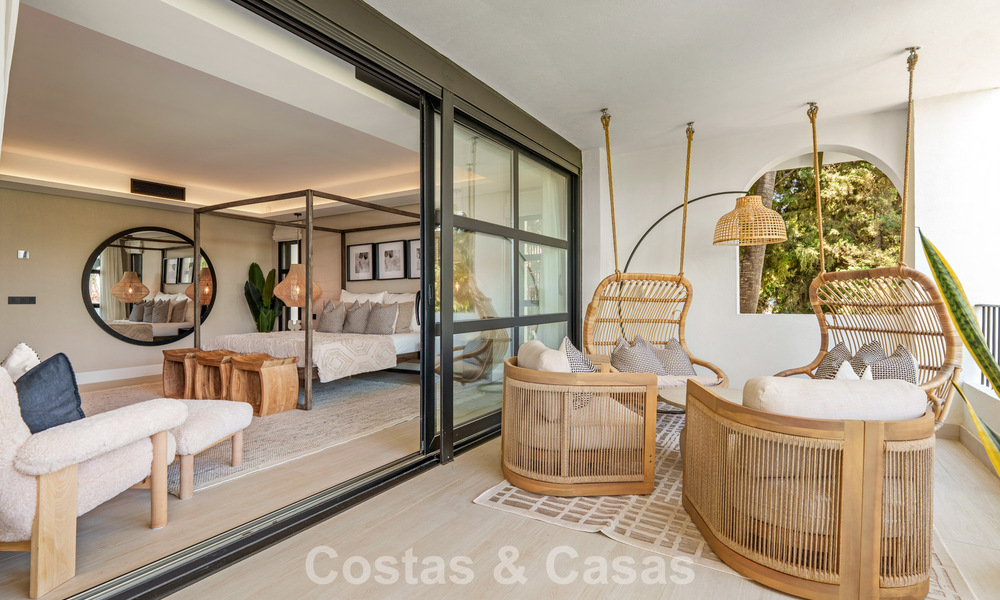 Stately luxury villa for sale in a desirable residential area in the heart of Nueva Andalucia, Marbella 785854