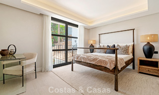 Stately luxury villa for sale in a desirable residential area in the heart of Nueva Andalucia, Marbella 785855 