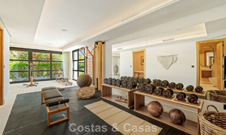 Stately luxury villa for sale in a desirable residential area in the heart of Nueva Andalucia, Marbella 785867 