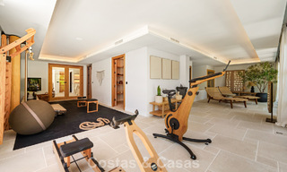 Stately luxury villa for sale in a desirable residential area in the heart of Nueva Andalucia, Marbella 785869 