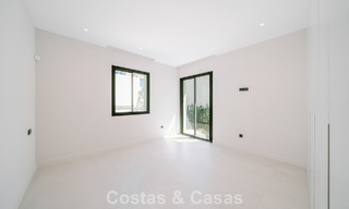 Move-in ready, new-build villa with contemporary architecture for sale with sea viewa and within walking distance of the beach in Estepona 786244 