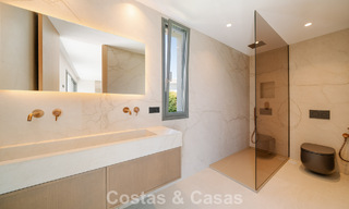 Move-in ready, new-build villa with contemporary architecture for sale with sea viewa and within walking distance of the beach in Estepona 786245 