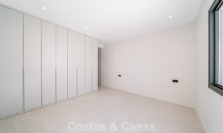 Move-in ready, new-build villa with contemporary architecture for sale with sea viewa and within walking distance of the beach in Estepona 786267 