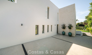 Move-in ready, new-build villa with contemporary architecture for sale with sea viewa and within walking distance of the beach in Estepona 786273 