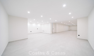 Move-in ready, new-build villa with contemporary architecture for sale with sea viewa and within walking distance of the beach in Estepona 786285 