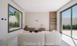 Move-in ready, new-build villa with contemporary architecture for sale with sea viewa and within walking distance of the beach in Estepona 786288 