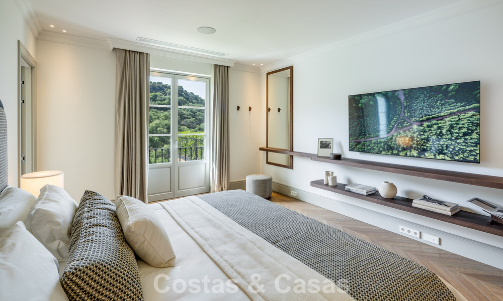 Sublime boutique villa for sale, surrounded by lush greenery in the exclusive La Zagaleta resort in Marbella - Benahavis 786144