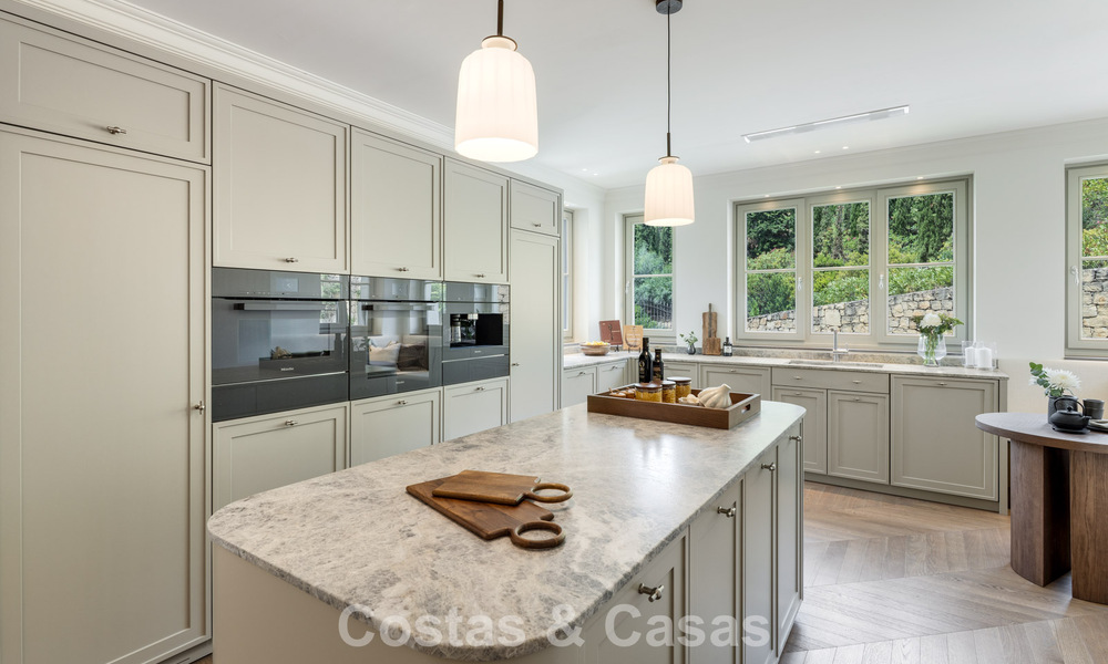 Sublime boutique villa for sale, surrounded by lush greenery in the exclusive La Zagaleta resort in Marbella - Benahavis 786172