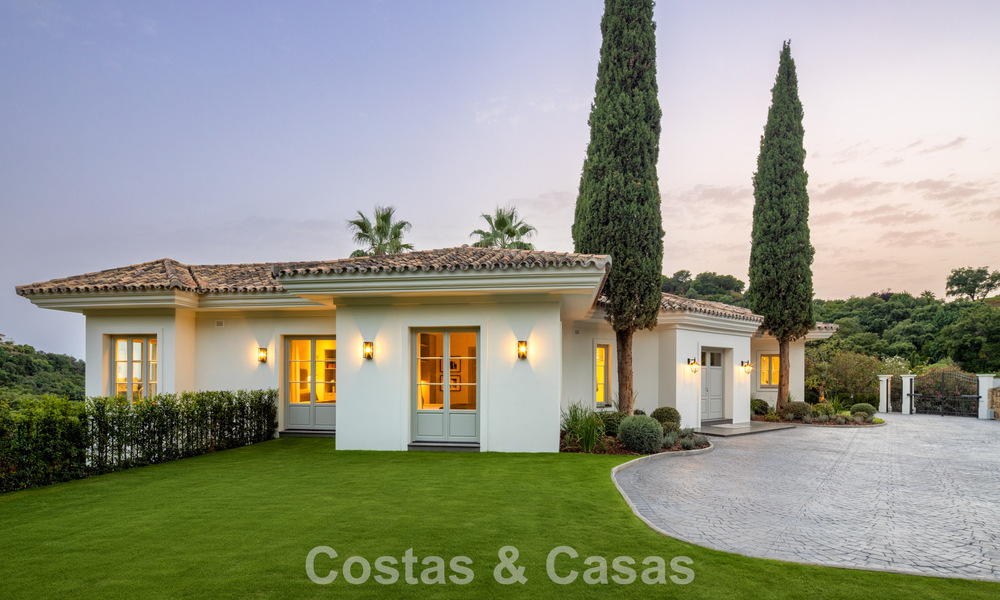 Sublime boutique villa for sale, surrounded by lush greenery in the exclusive La Zagaleta resort in Marbella - Benahavis 786181