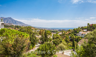 Spacious villa with sea views and a separate guest apartment for sale in El Madroñal in Benahavis - Marbella 786417 