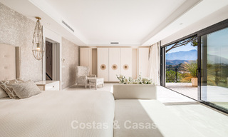 Spacious villa with sea views and a separate guest apartment for sale in El Madroñal in Benahavis - Marbella 786424 