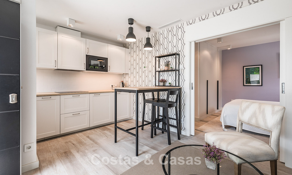 Spacious villa with sea views and a separate guest apartment for sale in El Madroñal in Benahavis - Marbella 786448