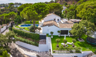 Spacious villa with sea views and a separate guest apartment for sale in El Madroñal in Benahavis - Marbella 786465 