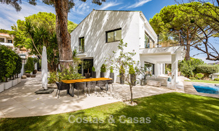 Spacious villa with sea views and a separate guest apartment for sale in El Madroñal in Benahavis - Marbella 786479 