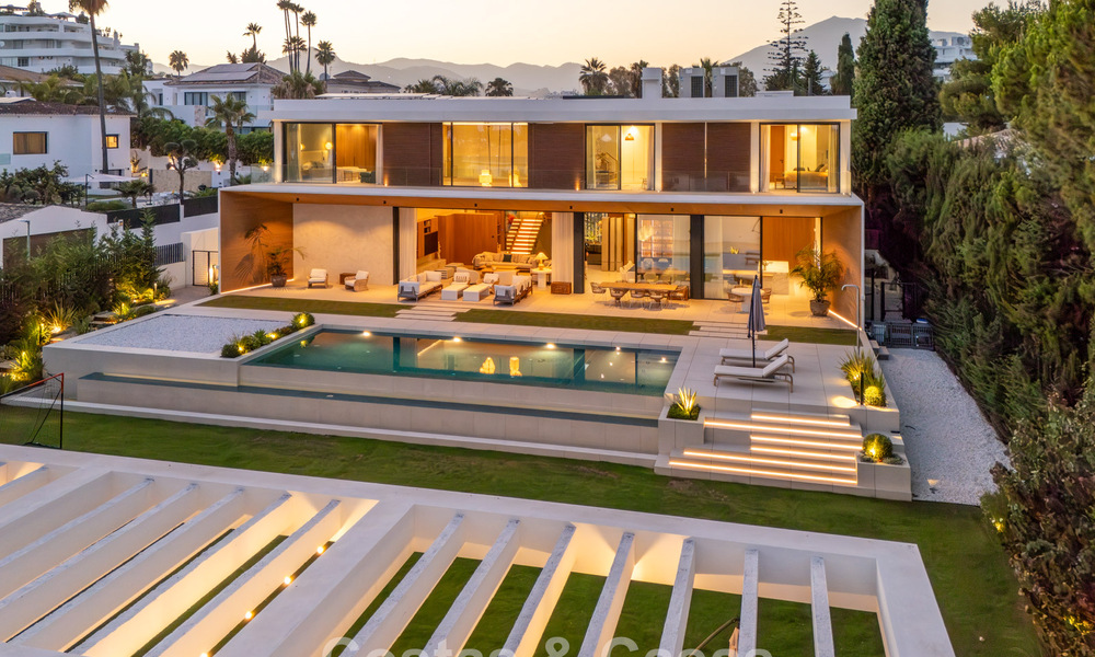 Sophisticated luxury villa for sale close to amenities in Guadalmina and San Pedro, Marbella 786542