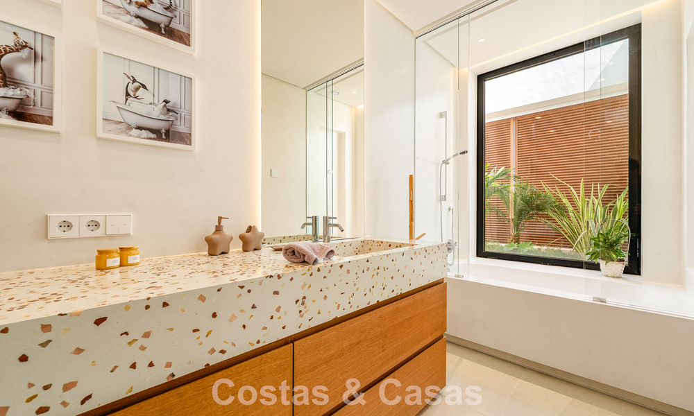 Sophisticated luxury villa for sale close to amenities in Guadalmina and San Pedro, Marbella 786550