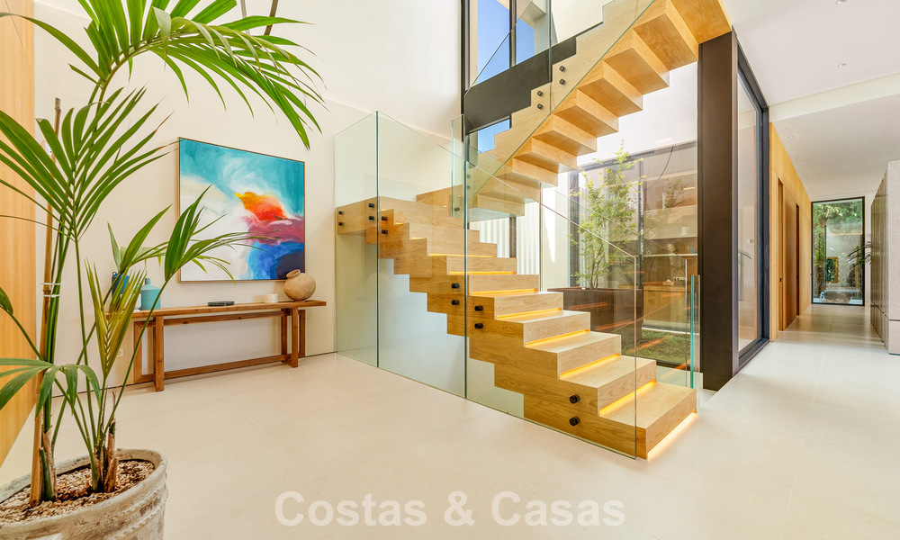 Sophisticated luxury villa for sale close to amenities in Guadalmina and San Pedro, Marbella 786565