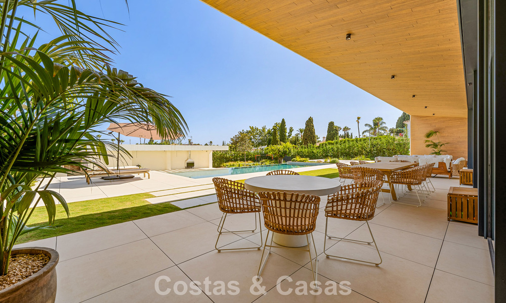 Sophisticated luxury villa for sale close to amenities in Guadalmina and San Pedro, Marbella 786570