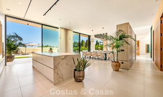 Sophisticated luxury villa for sale close to amenities in Guadalmina and San Pedro, Marbella 786577 